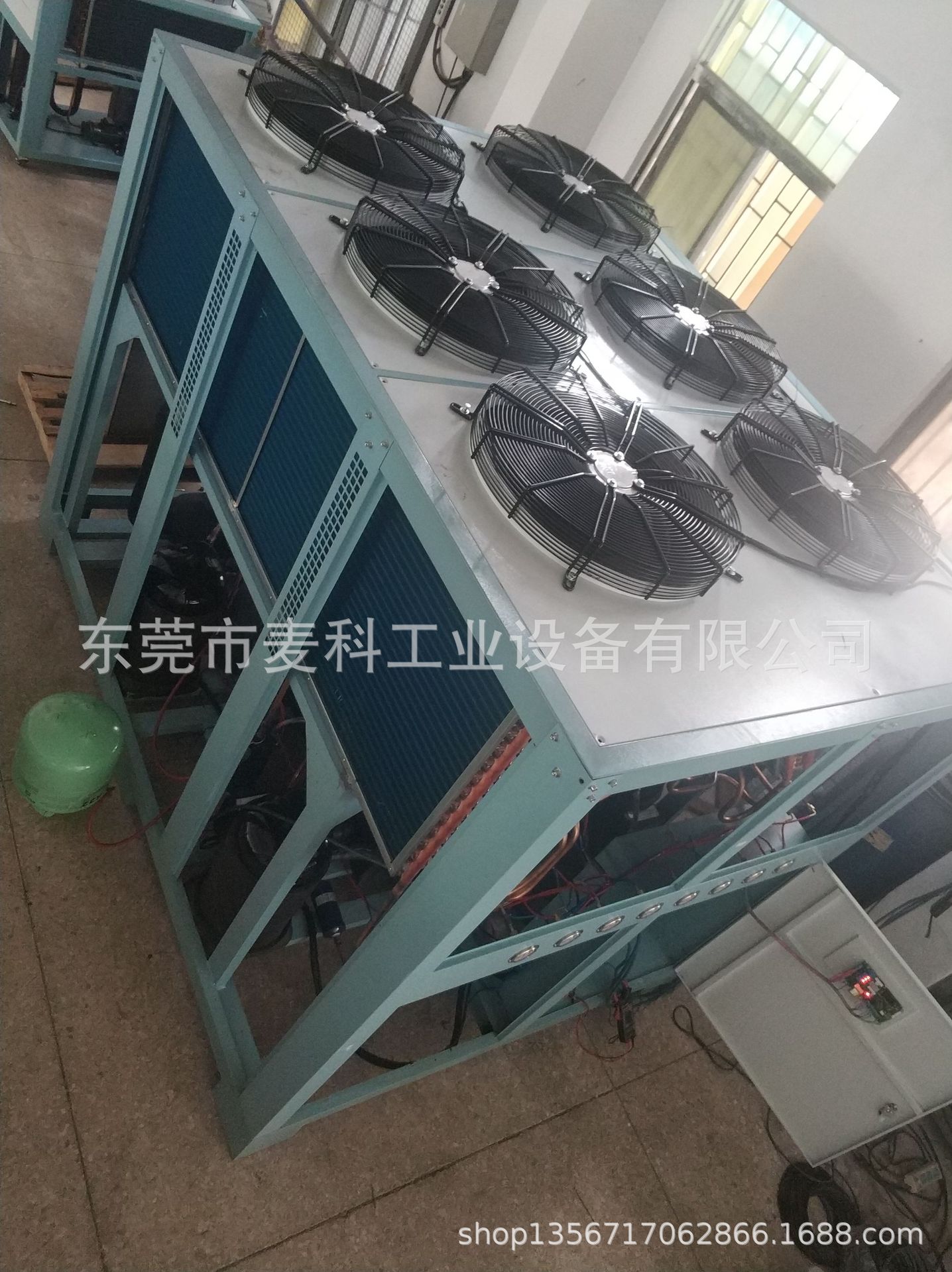 变频组合式成套麦科牌120匹风冷箱式冷水机/冷冻机产品高品质供应