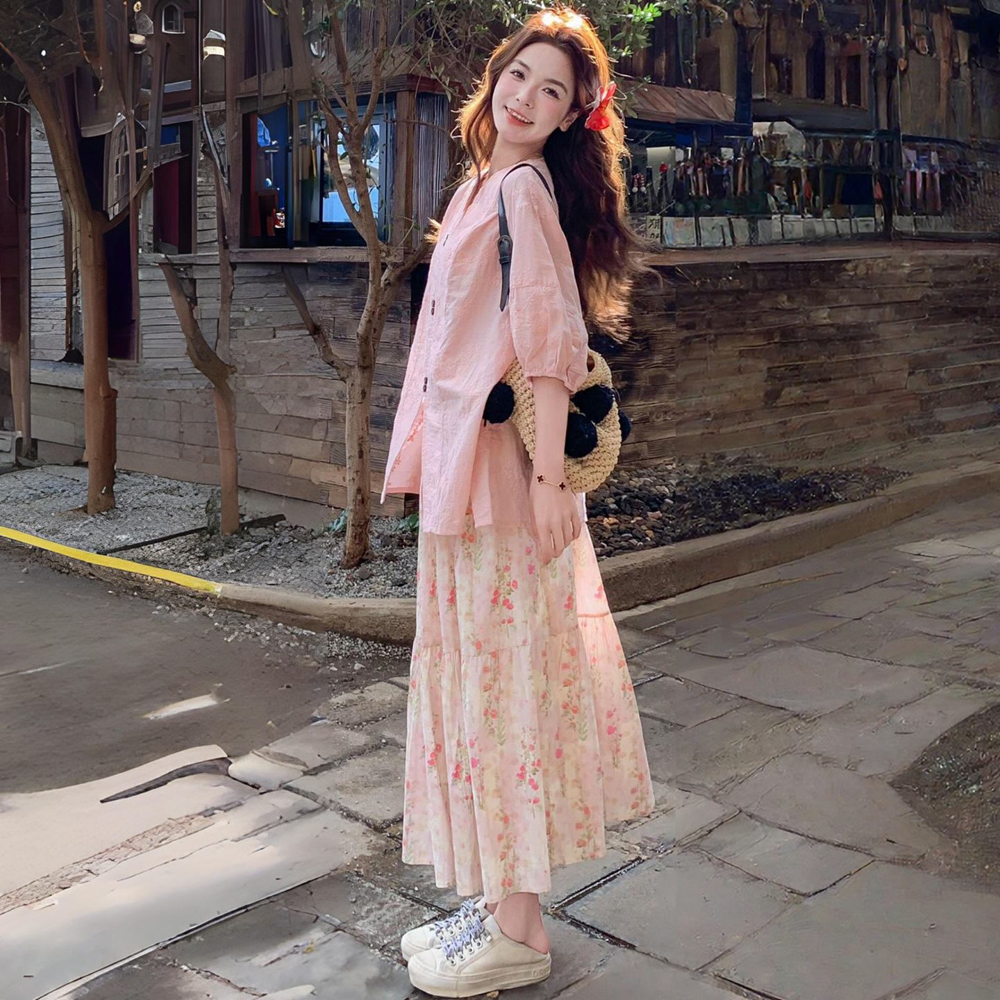 Korean style pink and white floral print midi skirt, women's summer 2026 new style, casual, loose, high-waisted, slimming A-line skirt.