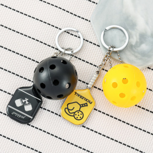 Europe and the United States hot selling pick ball racket metal key chain simulation sports key chain to send friends sports gift
