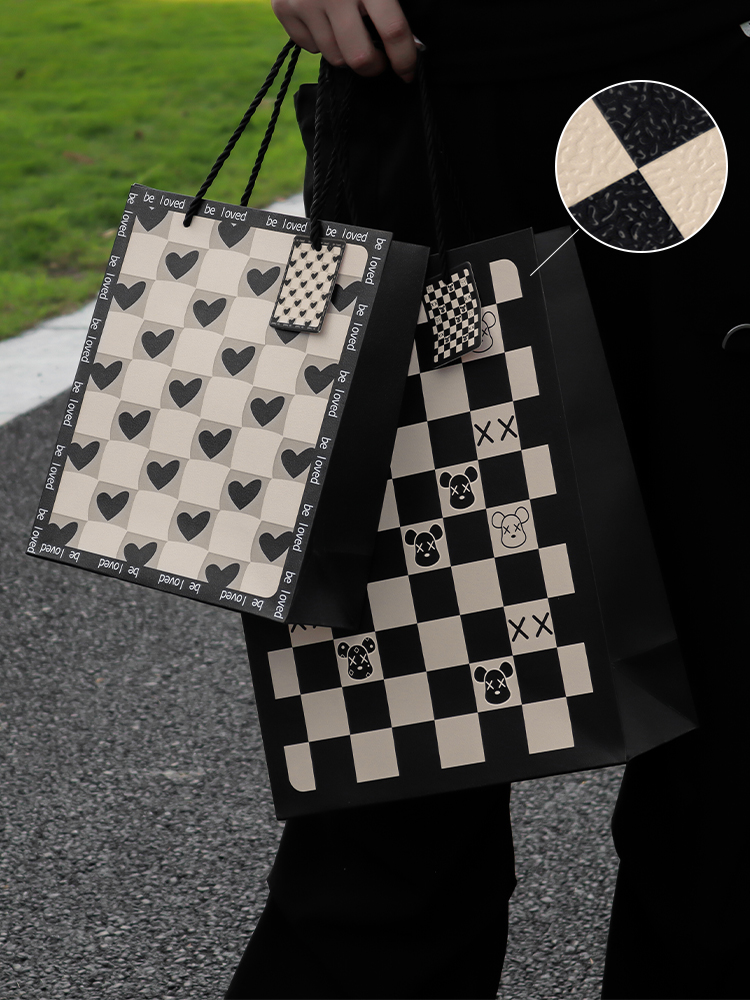 Bolsa de regalo simple en blanco y negro, bolsas de regalo de cumpleaños, bolsas de regalo de alta calidad, bolsas de mano.