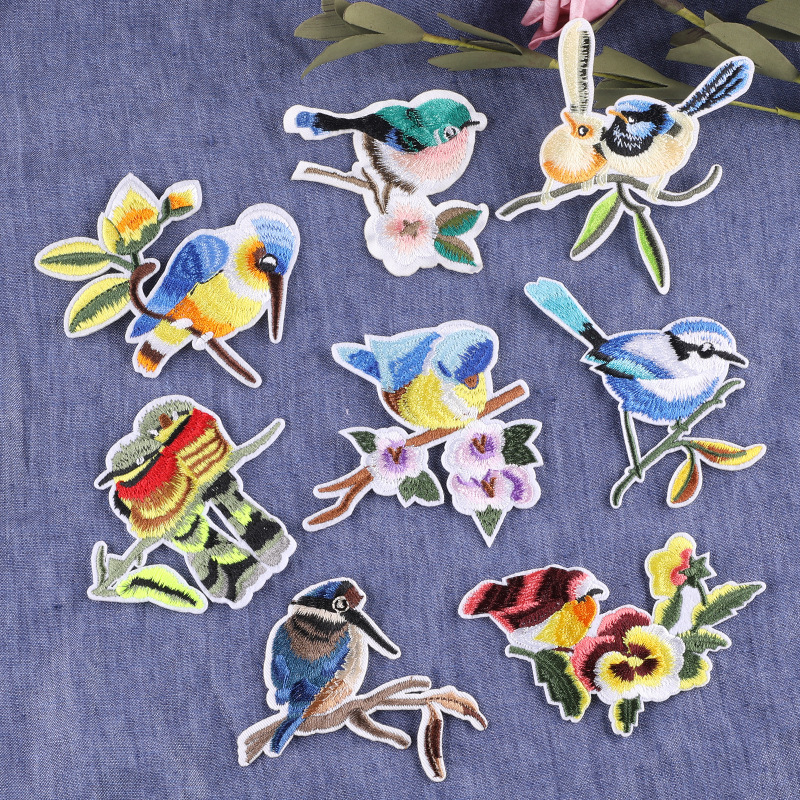 草莓电脑绣花标动物小鸟刺绣章仔贴服装辅料鞋帽箱包配件补丁布贴