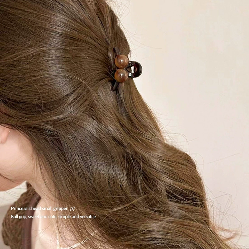 Маленькая жемчужная заколка для волос для женщин, новая модель 2024 года, аксессуар для волос на затылке.