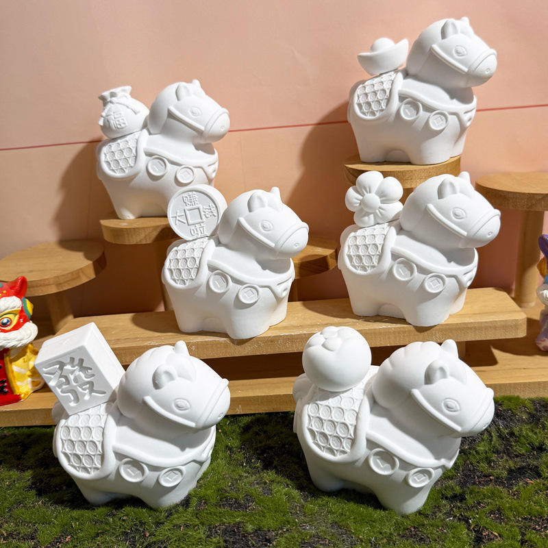 Year of the Horse Plaster Doll Spinning Toy for Instant Wealth and Good Fortune, Creative DIY Handmade Gift for Elementary School Students and Kindergarten Year of the Horse Plaster Doll Spinning Toy for Instant Wealth and Good Fortune, Creative DIY Handmade Gift for Elementary School Students and Kindergarten