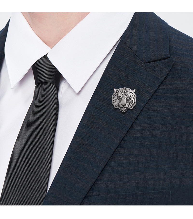 Plating Design Retro Style Retro Pin Tiger Alloy Plating Men's Brooches