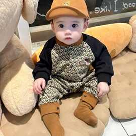 婴儿衣服小狗连体衣秋季装男宝宝哈衣小月龄外出幼儿穿搭图片色