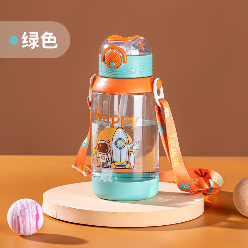 Taza de agua para niños de gran capacidad con hervidor deportivo de paja para niños y niñas para estudiantes lindos días de verano resistentes a caídas