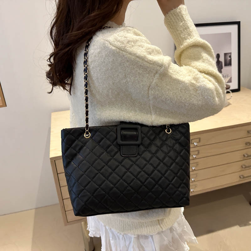 Bolso de hombro de estilo occidental de alta gama nuevo bolso de viaje de gran capacidad