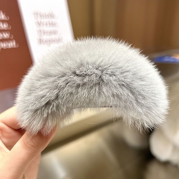 真毛獭兔毛抓夹气质毛毛发夹毛绒发抓后脑勺夹子鲨鱼夹发饰女批发|undefined