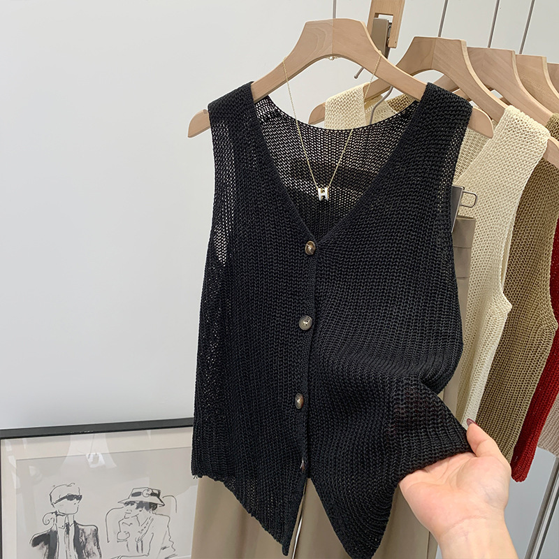 Xiaoxiangfeng ノースリーブアウターレッド中空ベスト Tシャツベスト女性の夏 2025 新しいユニークで美しいトップ|undefined