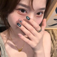 手绘蝴蝶玻璃珠猫眼短款纯手工穿戴甲ins风温柔显白手作美甲甲片