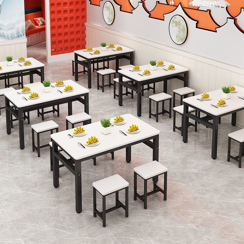 따뜻한 흰색 + 검정색 프레임