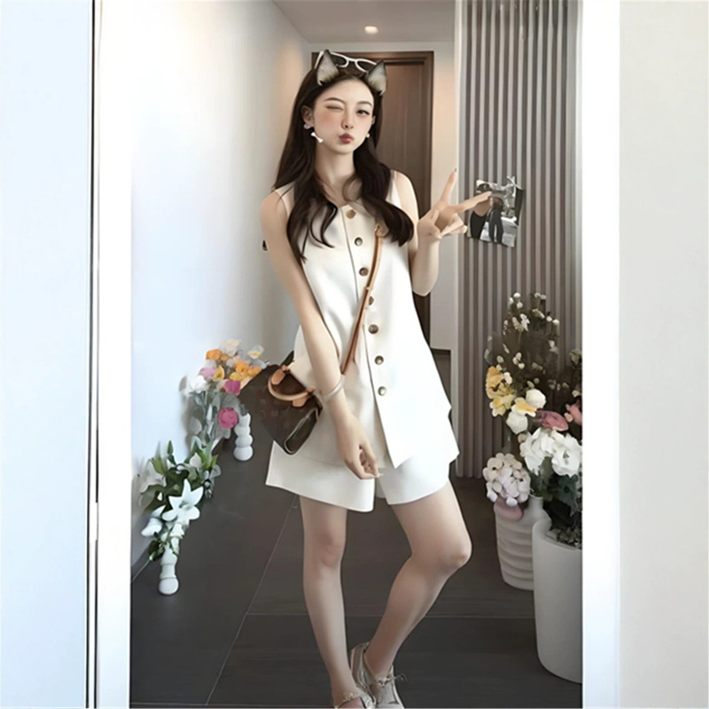 Summer New Korean Style Single-Breasted Sleeveless Loose Vest High-Waisted Slimming Wide-Leg Shorts Elegant Set for Women