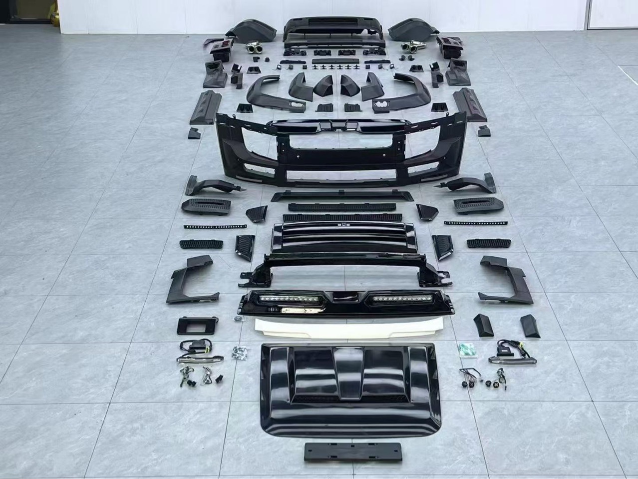 Suitable for Jetour Traveler/Shanhai T2 Upgrade Knight 007 Surround Light-Emitting Grille Wide-Body Wheel Arches Hood Side Skirts