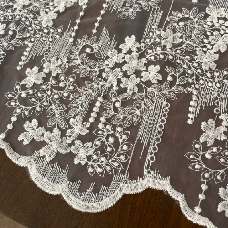 绣花布桌布古装蕾丝绣花布多色刺绣花边蕾丝布料网纱白色花点点条