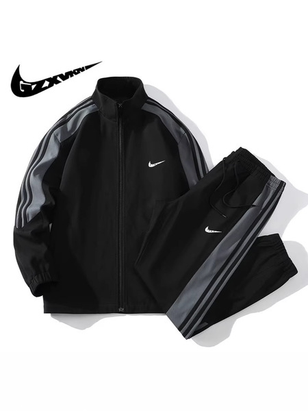 Universal sports suit for leisure
