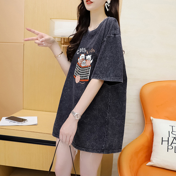 Black summer fashionable trend retro T-shirt for men and women