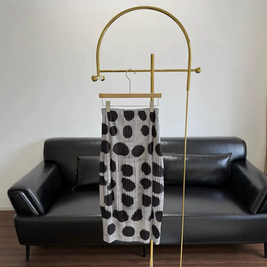 25ss ранняя весна новая женская плиссированная повседневная эластичная свободная юбка средней длины в горошек с высокой талией 250614