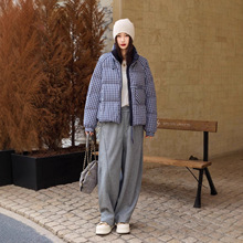 2025冬季新款气质简约格子印花短款外套鸭绒羽绒服短款蓬松面包服