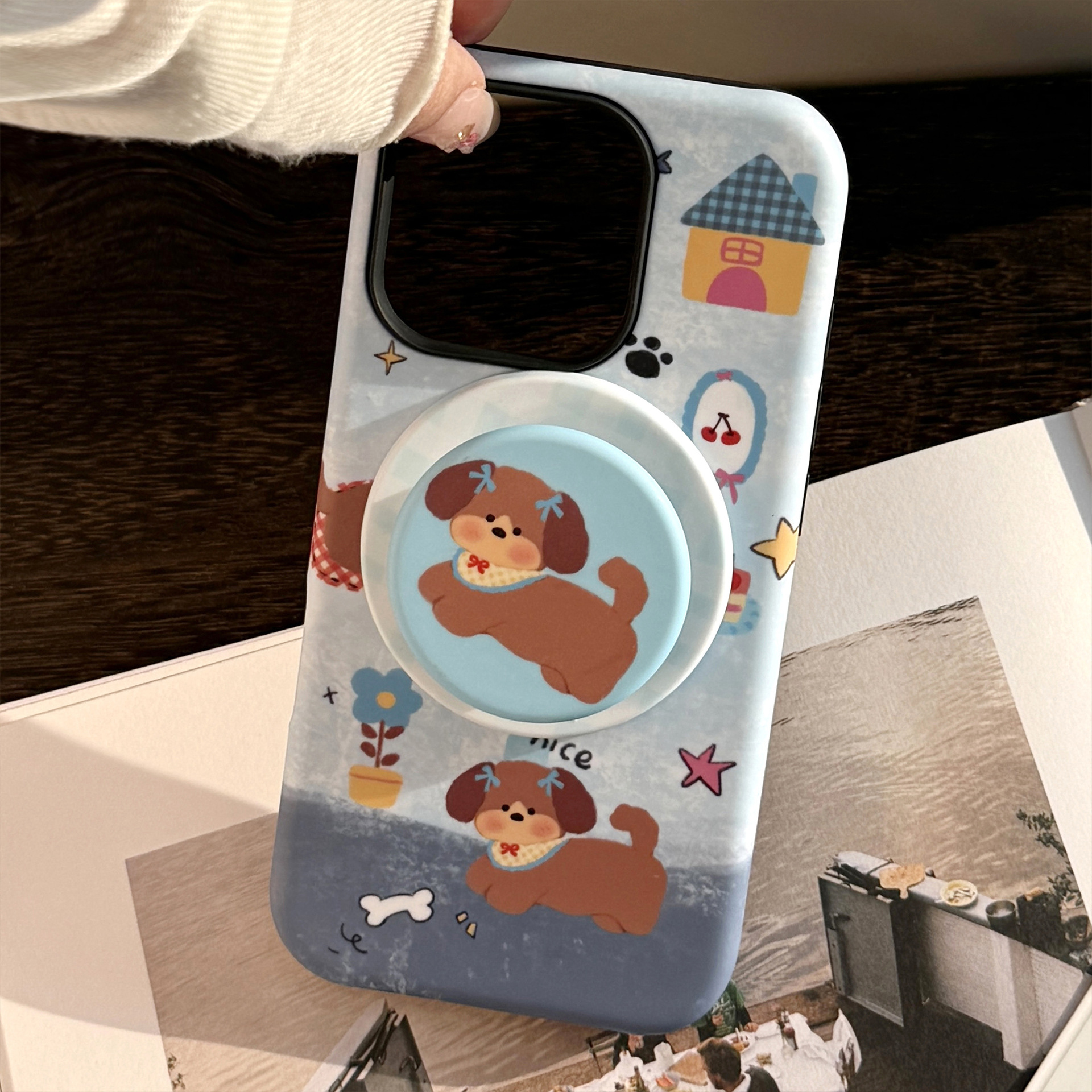 Cover telefono magnetica con supporto cucciolo iphone blu_voghion.com