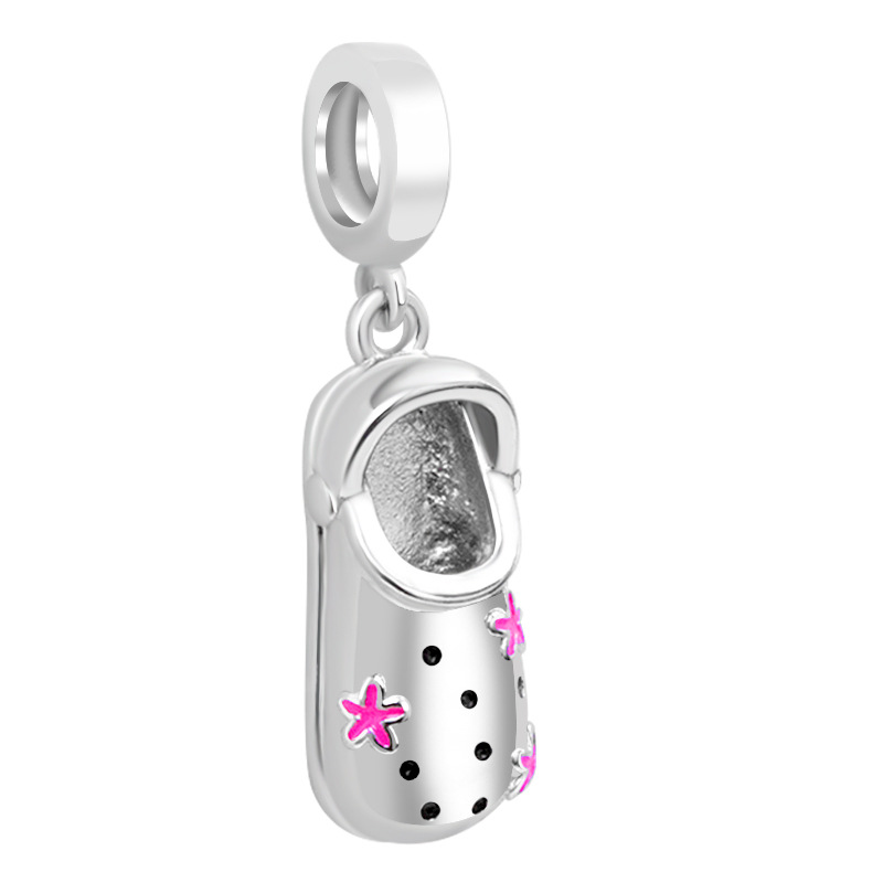 European and American Copper Cute Simple Hole Shoe Pendant Keychain Snake Bone Chain DIY Fashion Accessories Factory Wholesale