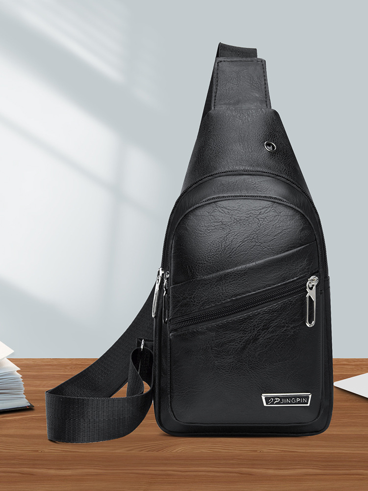 2024 bolso de pecho de cuero suave PU simple bolso de hombro a prueba de agua bolso de mochila de negocios casual al por mayor