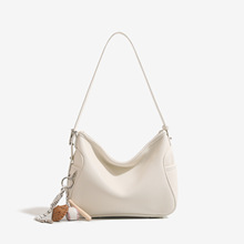 �羳Valuncica/�A�������ɘ���С��Ů����Ƥ����Ҹ�°��μ�б���