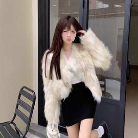 名媛气质高级感毛毛外套秋冬v领短款小个子加厚保暖长袖开衫上衣