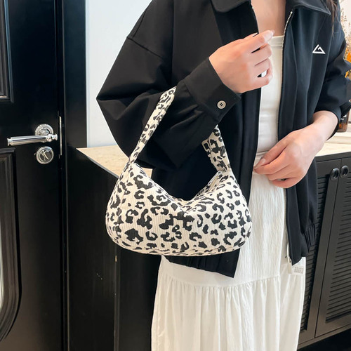 Summer New Retro Leopard Print Polyester High-Quality Trendy Personal Storage Bag Versatile Casual Handbag