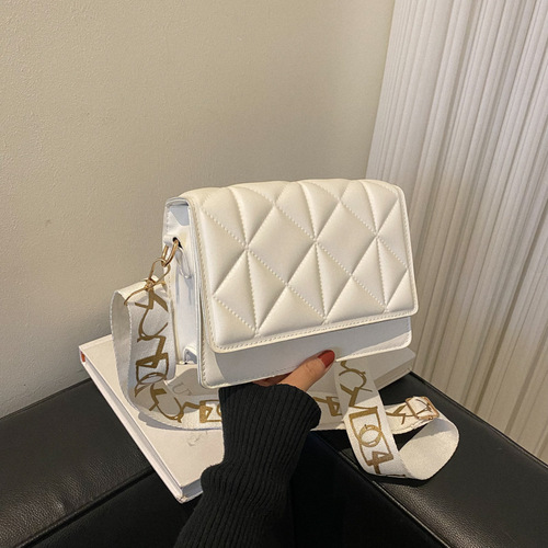  Spring New Fashion Wide Strap Single Shoulder Bag Crossbody Small Square Bag Women's Bag Supports Large Wholesale Mixed Batch