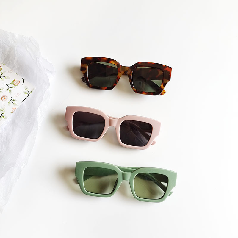 43g Weight Sunglasses Classification UV400 Protection Lens Material Retro Geometric UV400 Protection Women's Sunglasses