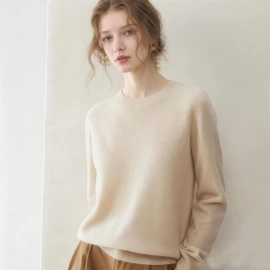 女式毛呢外套;女式羊绒衫;女装呢料加工