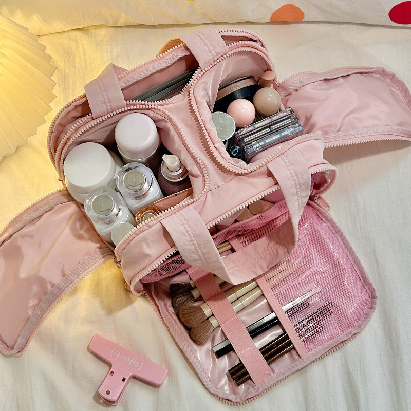 Douyin ホットセールダブルワイドオープン大容量ふわふわ化粧品バッグ女性のハイエンド旅行ポータブルトイレタリー収納袋|undefined