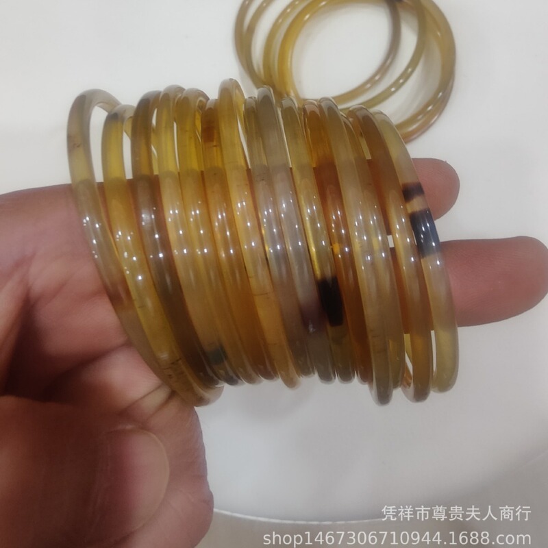 源牛角メーカー卸売り正規品ヤク角民族風花色帯血糸牛角ブレスレット生放送ソース|undefined