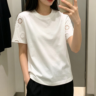 �F؛ ��ϵ�L��ɫ�̽�����T��Ů�ļ��A�I�U�Ռ����@�ݰٴ���A����