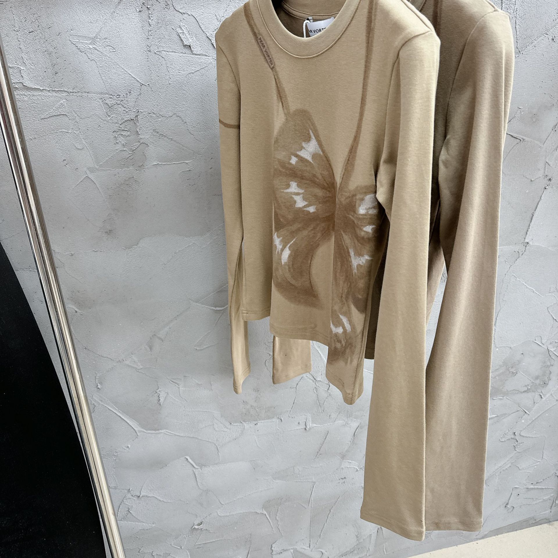 난유 하이 퀄리티 가을 트렌디 한 스파이스 소녀 활 프린트 긴팔 티셔츠 여성용 슬림핏 슬리밍 올 매치 탑 트렌디