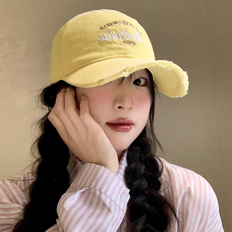 Sombrero de béisbol amarillo leche bordado de letras, sombrero ancho para mujeres, sombrero de lengua de pato, estilo coreano, sombrero de agujero de agujero, moda