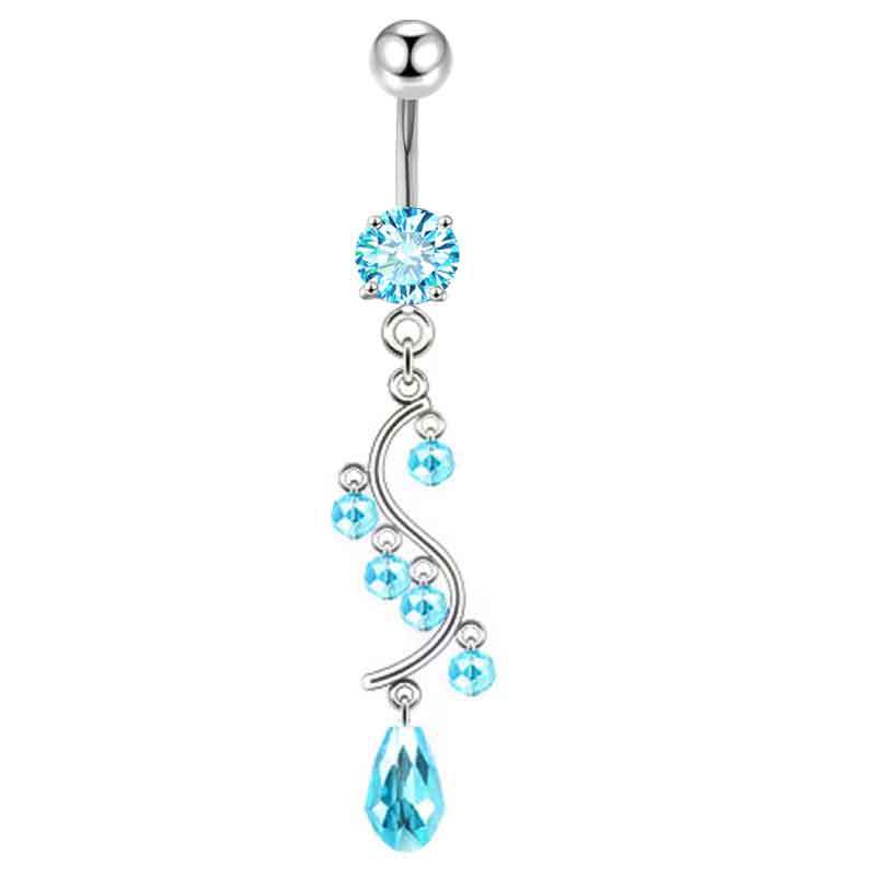 16G labret stud size and finish detail