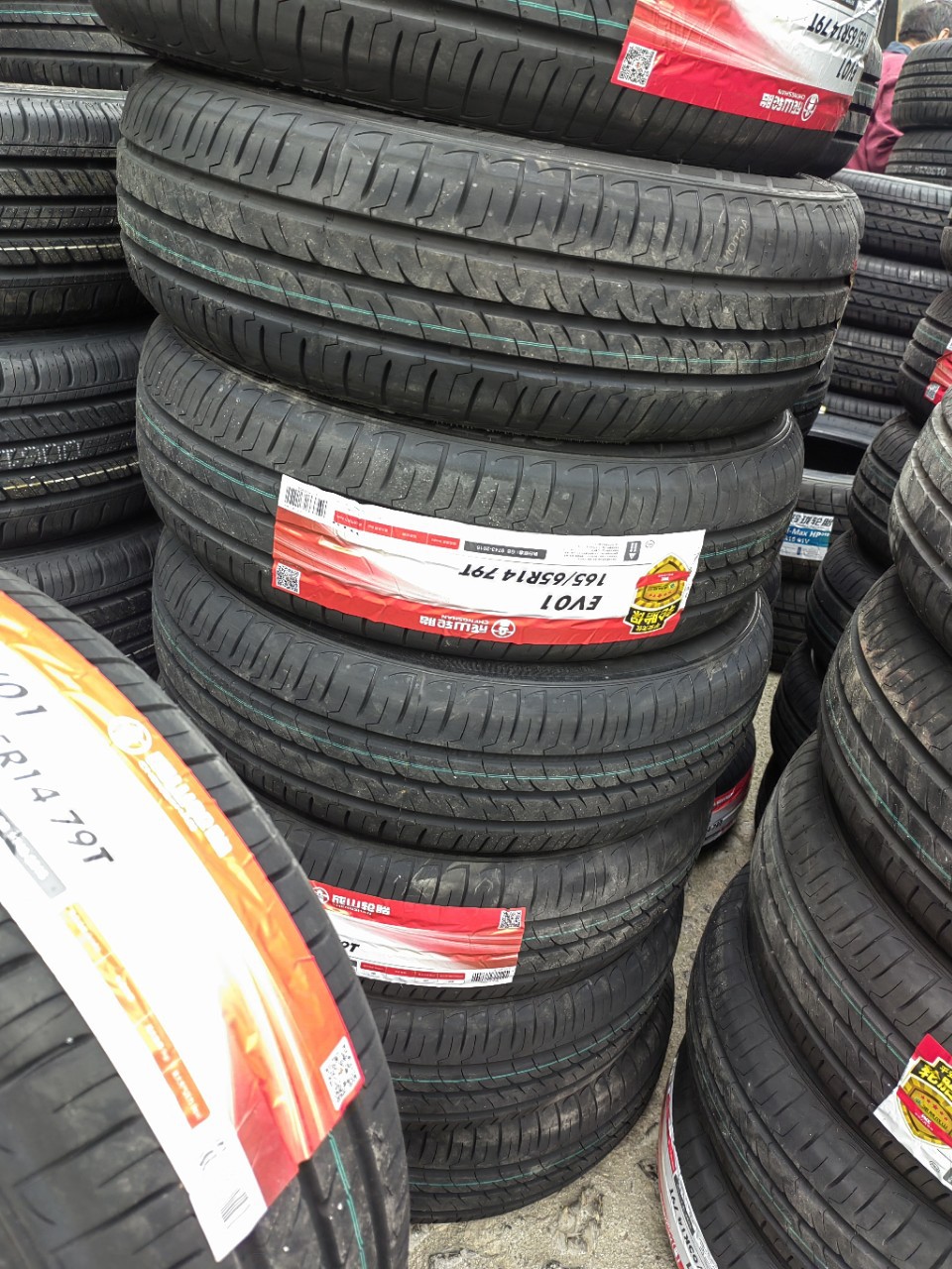 Chengshan tire 165/65R14 79T wear-resistant Jianghuai Yue Yue BYD F0 electric car Lei Ding little Knight