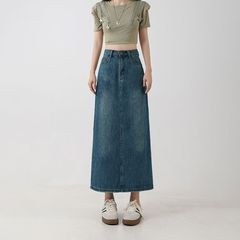 バックスリットデニムスカートレトロブルー2025夏トレンドスリムハイウエストAラインスカートミドル丈婦人服