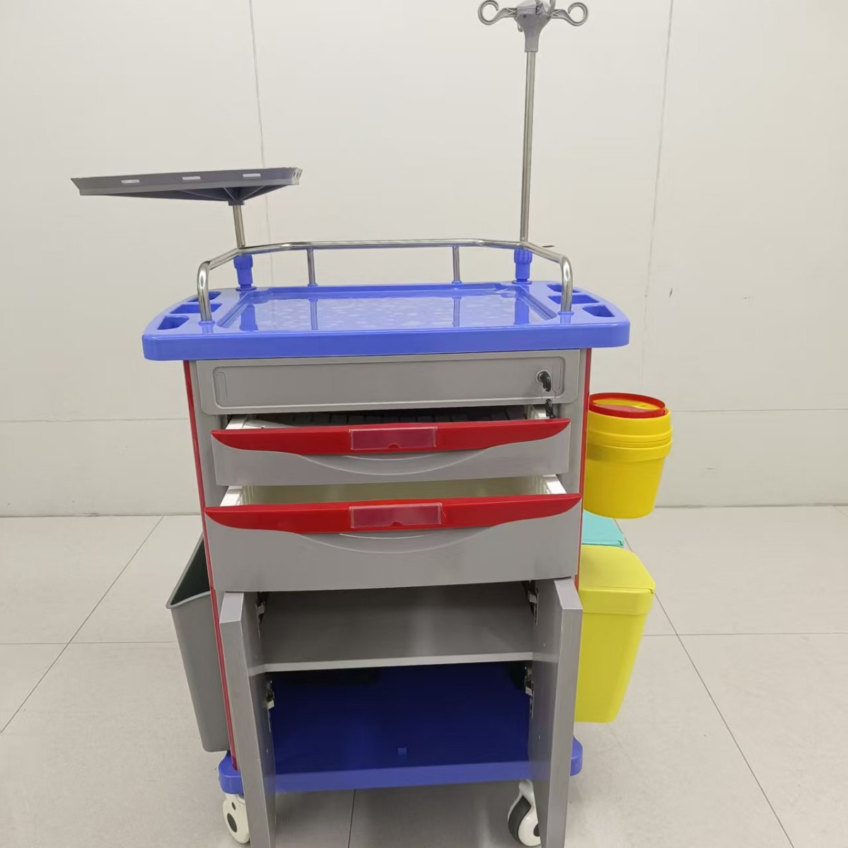 Ambulancia roja de dos cajones