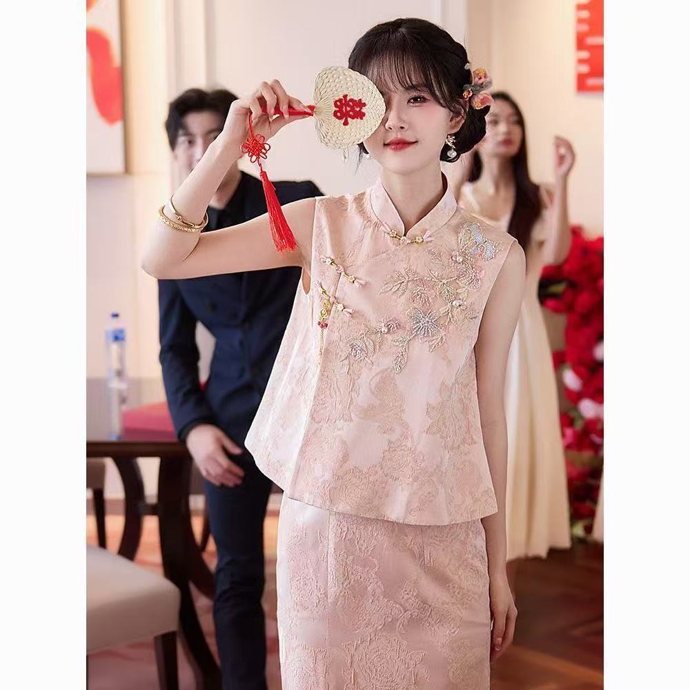 New Chinese-Style Women's Clothing, Improved Cheongsam Suit, Engagement Dress, Slim and Dignified Bride's Toast Dress, Light Luxury Niche