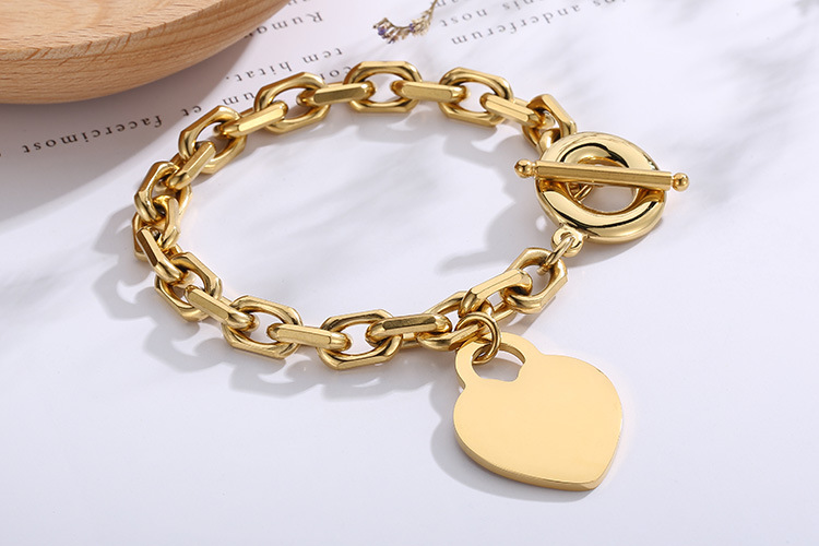 150g Weight PVD Coated Gold Plating Process PVD Coated 18K Gold Plated Heart Titanium Steel Fashion Waterproof Non Tarnish