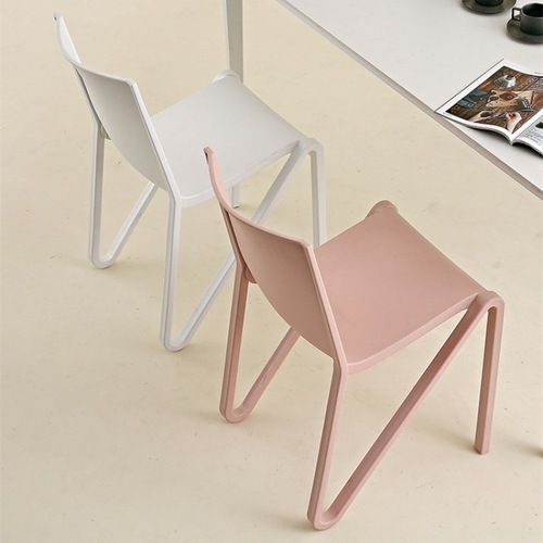 北欧塑料椅子靠背可叠放家用餐椅现代简约成人凳子网红创意餐桌椅