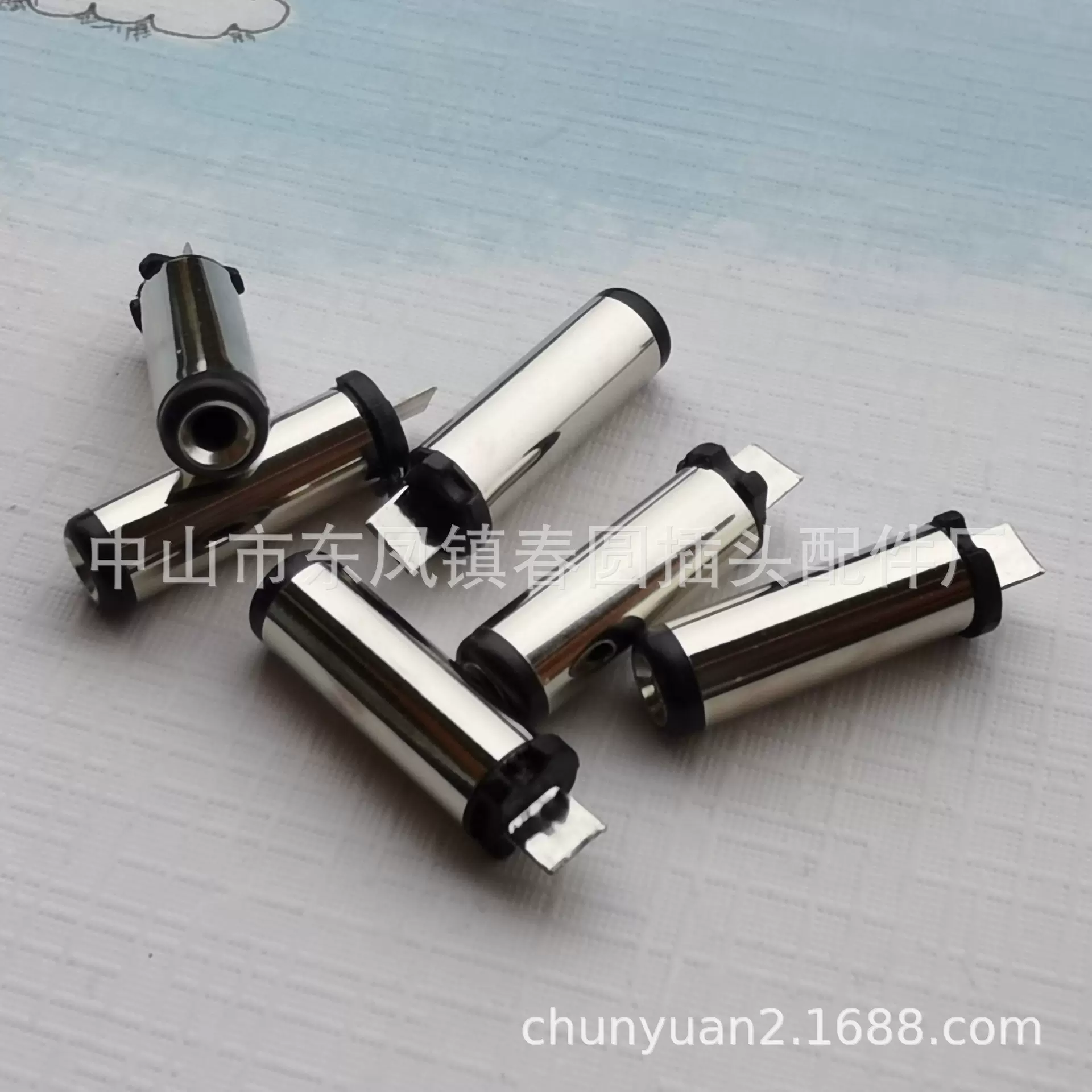 直流插头铜咀插头5.5*2.1插头5521插头2.1喇叭口变压器插头防漏电