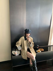 高智巴恩风卡其色风衣撞色格纹拼接短款宽松外套女秋季新款流行潮