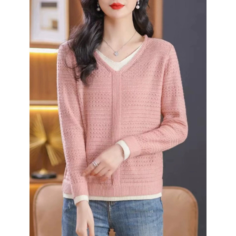 Suéter de pluma falso de dos piezas hermosa camisa de otoño 2025 nuevo cuello en v camisa de punto de fondo suéter delgado de estilo occidental para mujeres