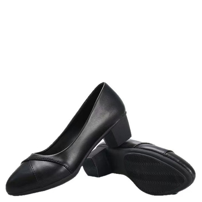 Comercio exterior zapatos de mujer de tamaño grande zapatos de cuero poco profundos zapatos de mujer otoño nuevo estilo coreano cabeza redonda tacones gruesos zapatos de madres de mediana edad zapatos de mujer