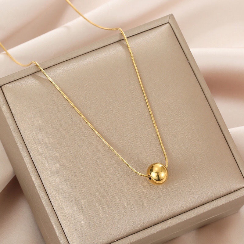 Collar de oro con cuentas redondas para mujer estilo elegante_voghion.com