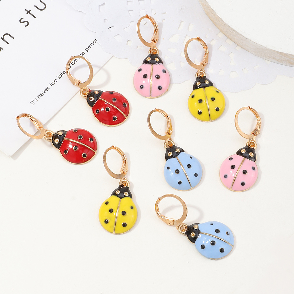 Cute Fashion Dripping Oil Retro Seven-star Ladybug Earrings display picture 3