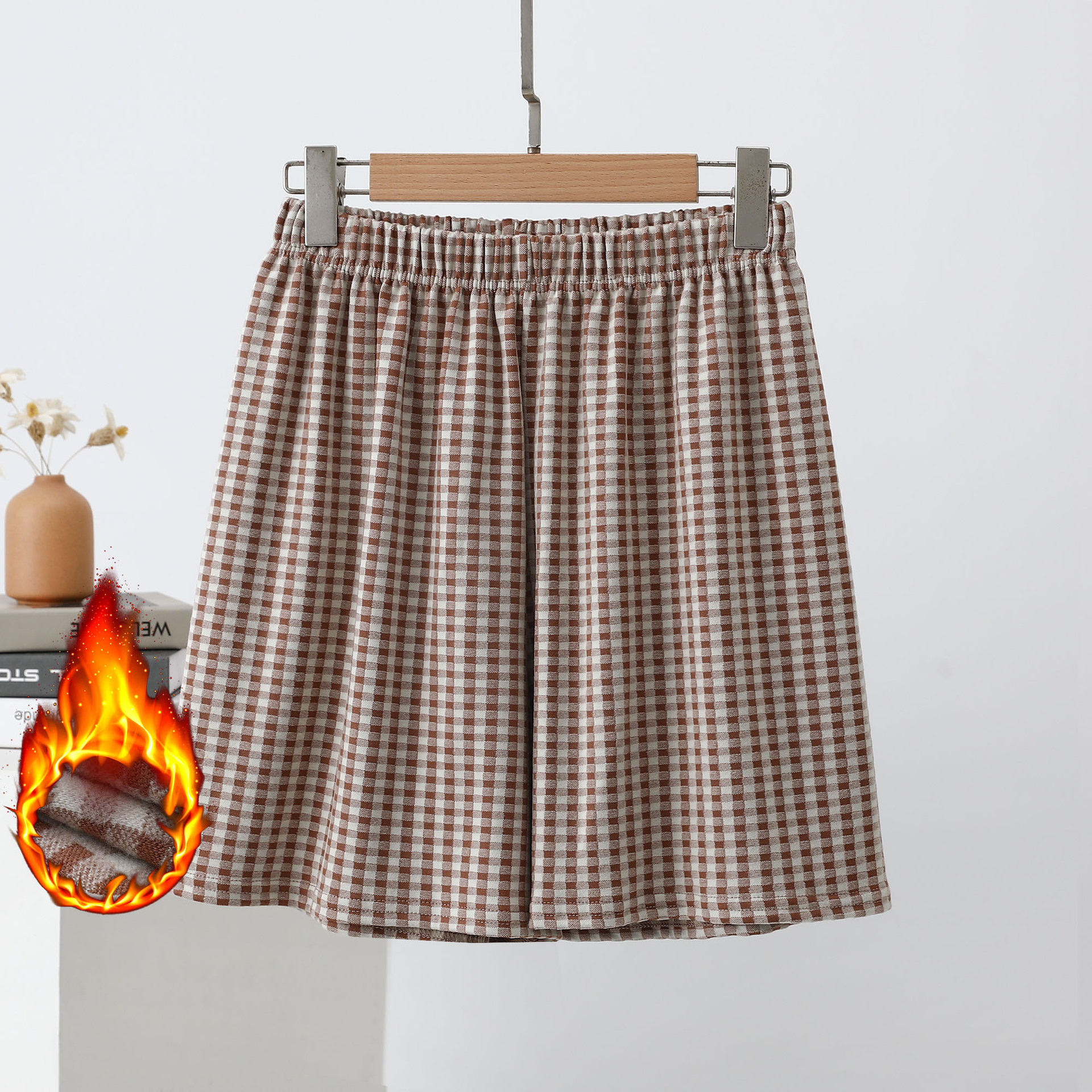 新しい格子の半ズボンの女性の夏の薄い金のキャンディーの色の韓国版の綿の布の運動の高い腰のゆったりしているカジュアルなストレートの睡眠のズボン